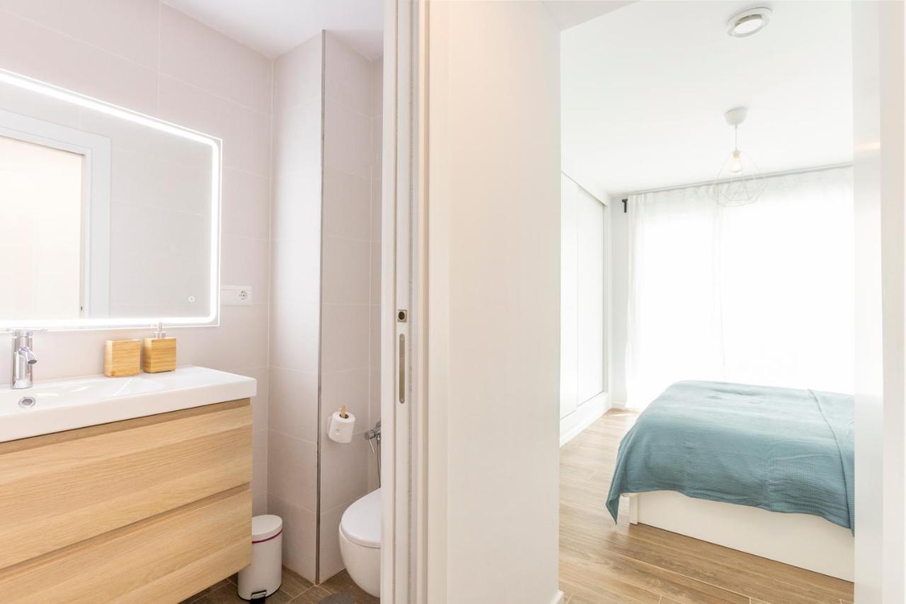 Fabuloso Apartamento nuevo con Parking y Piscina Málaga Exterior foto