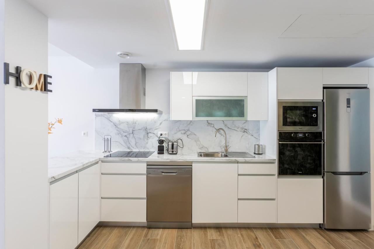 Fabuloso Apartamento nuevo con Parking y Piscina Málaga Exterior foto