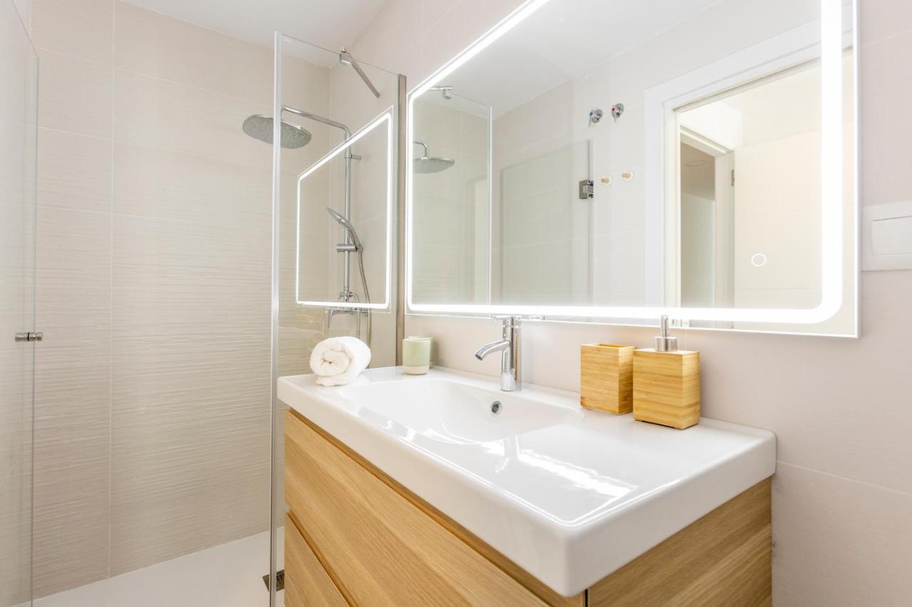Fabuloso Apartamento nuevo con Parking y Piscina Málaga Exterior foto